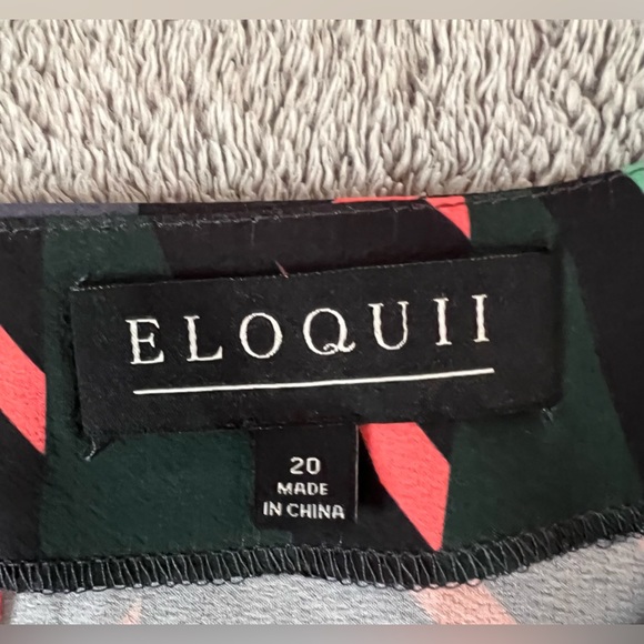 NWT Eloquii Multi-color Abstract Dress with Bell Sleeves - Picture 3 of 5